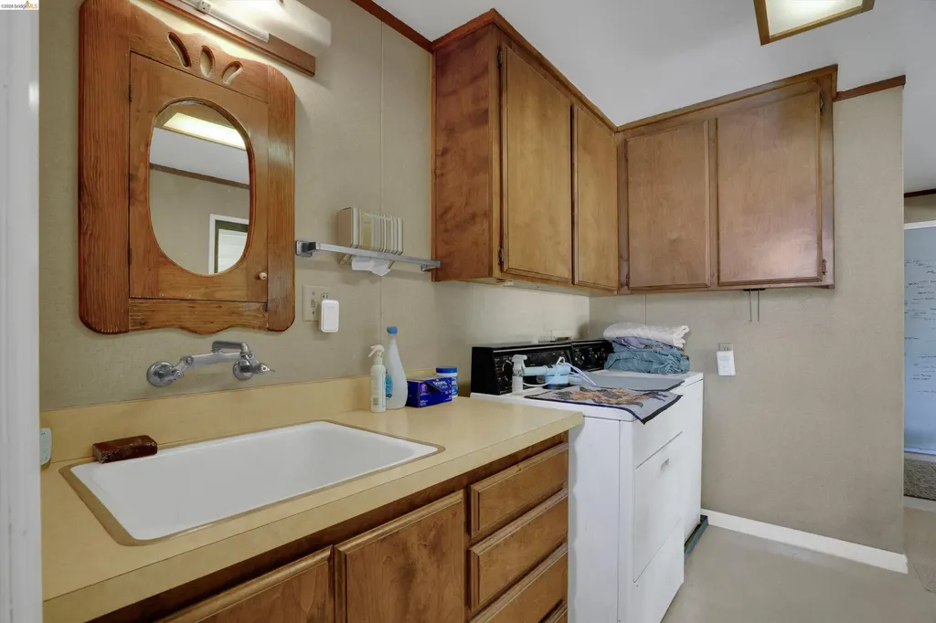 944 Sherman Lane Oakley CA 94561