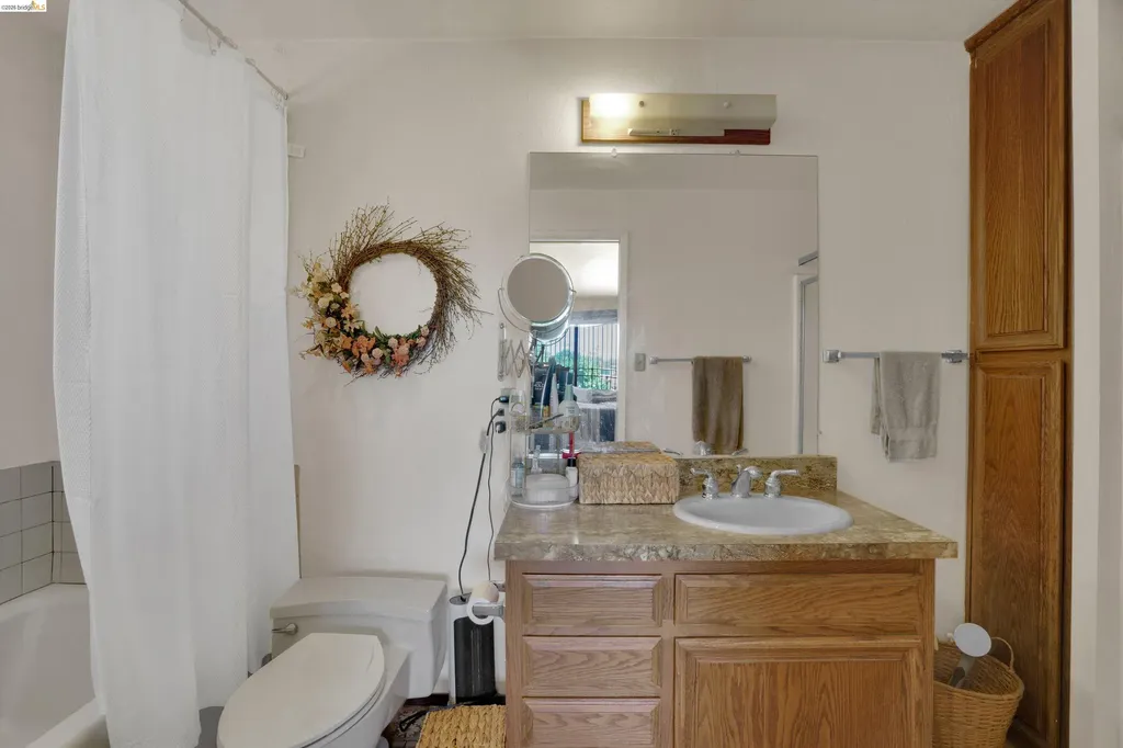 944 Sherman Lane Oakley CA 94561