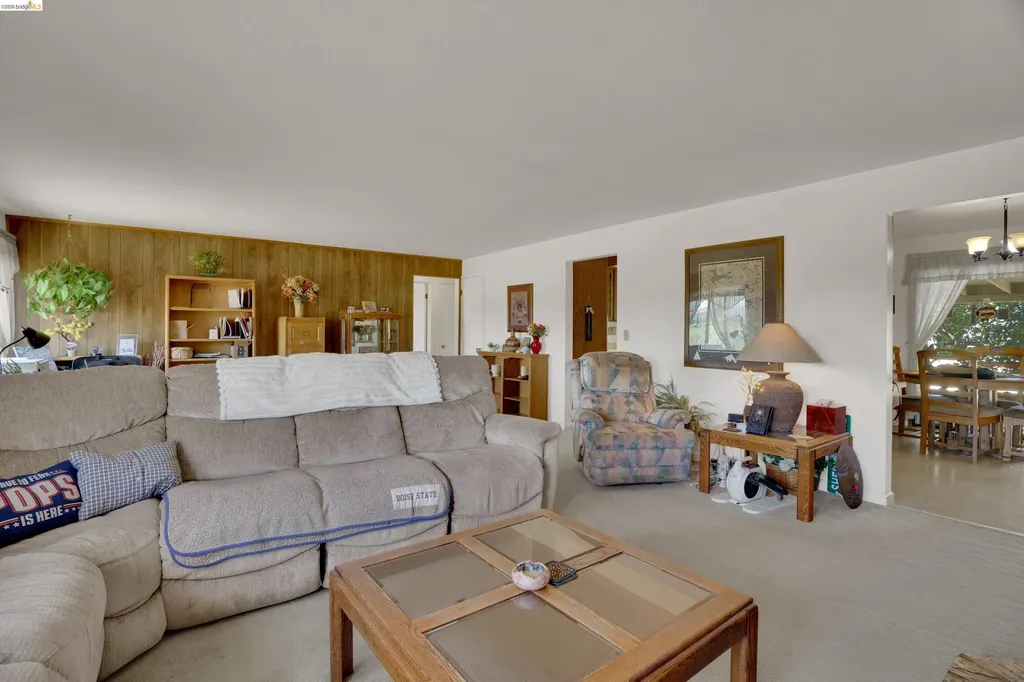944 Sherman Lane Oakley CA 94561