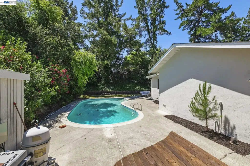 104 Hopeco Road Pleasant Hill CA 94523