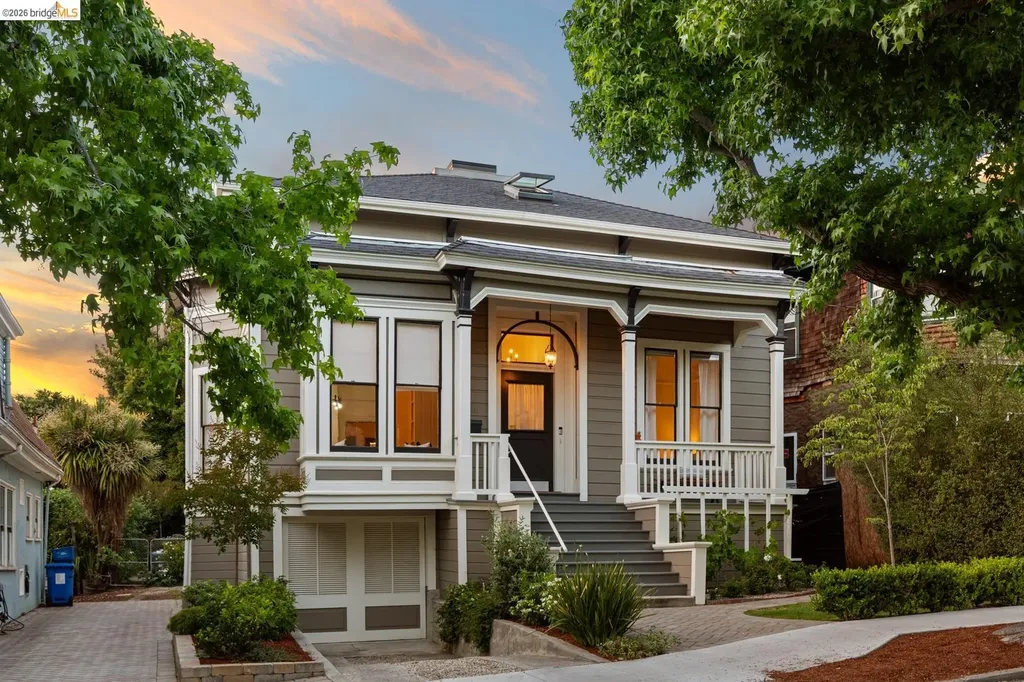 Berkeley CA, 2811 Parker Street