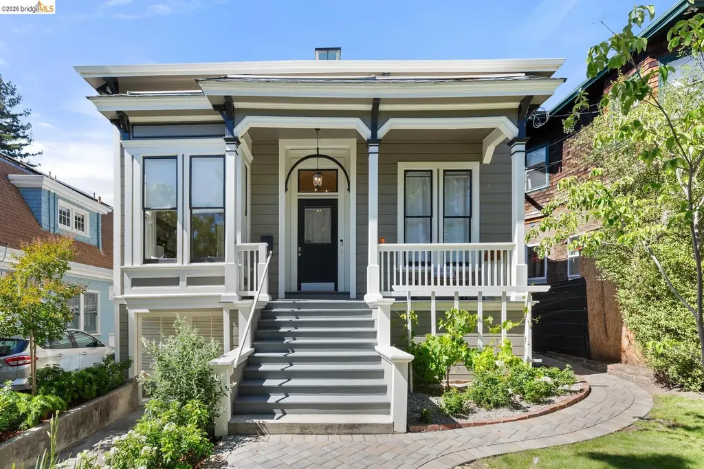 2811 Parker Street Berkeley CA 94704