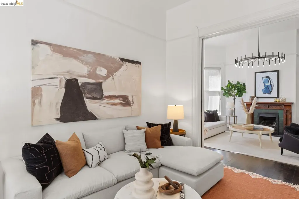 2811 Parker Street Berkeley CA 94704