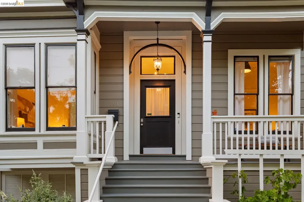 2811 Parker Street Berkeley CA 94704