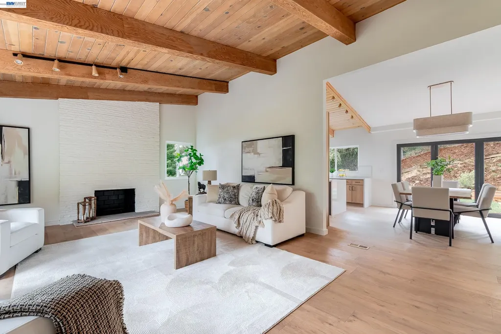 4827 Trinidad Oakland CA 94602
