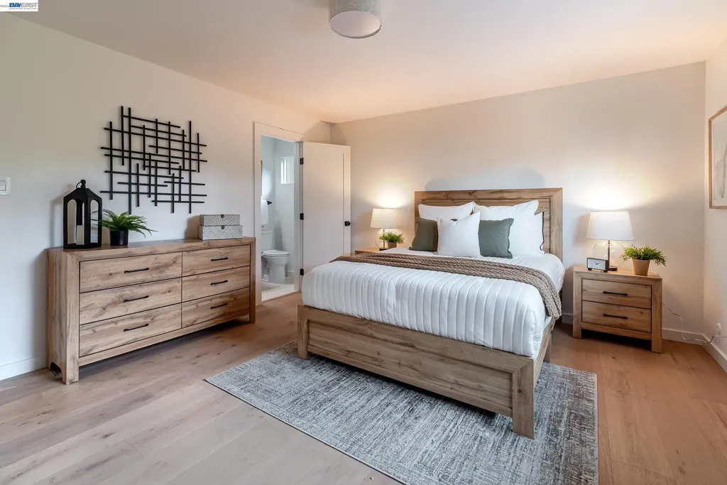 4827 Trinidad Oakland CA 94602