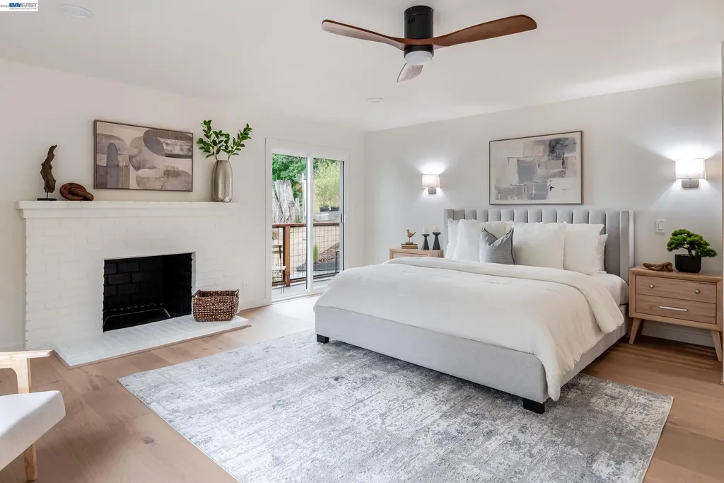 4827 Trinidad Oakland CA 94602