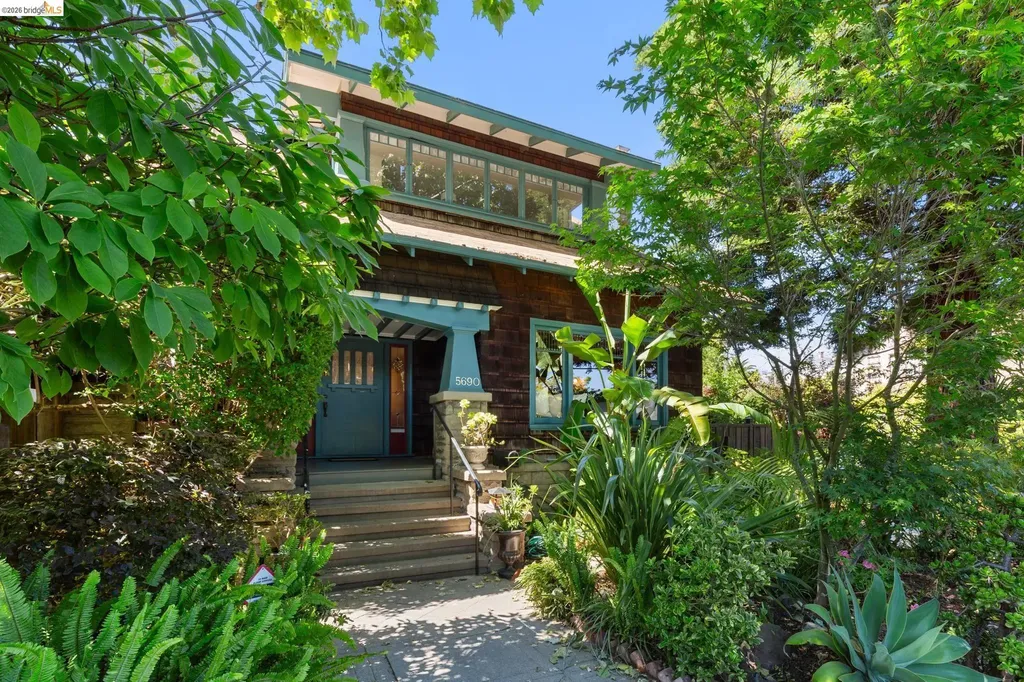 Oakland CA, 5690 Ocean View Drive