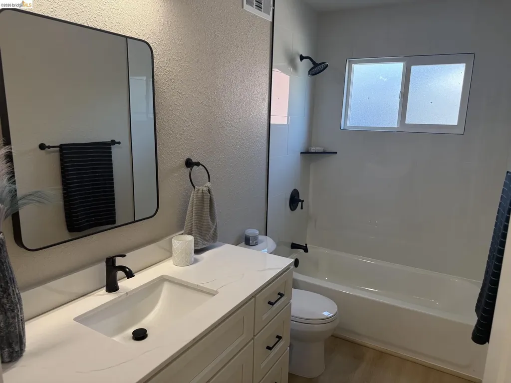 4417 Meadowbrook Drive El Sobrante CA 94803