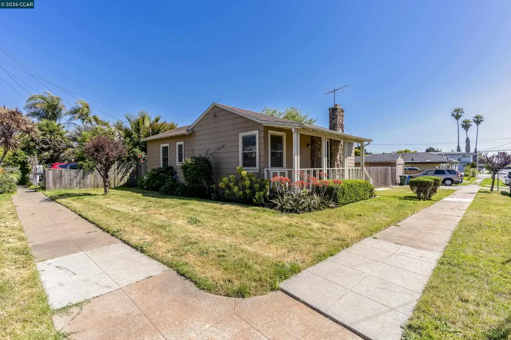 5526 Carl Avenue Richmond CA 94804