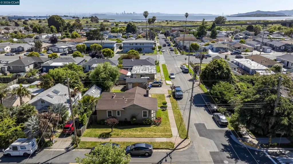 5526 Carl Avenue Richmond CA 94804