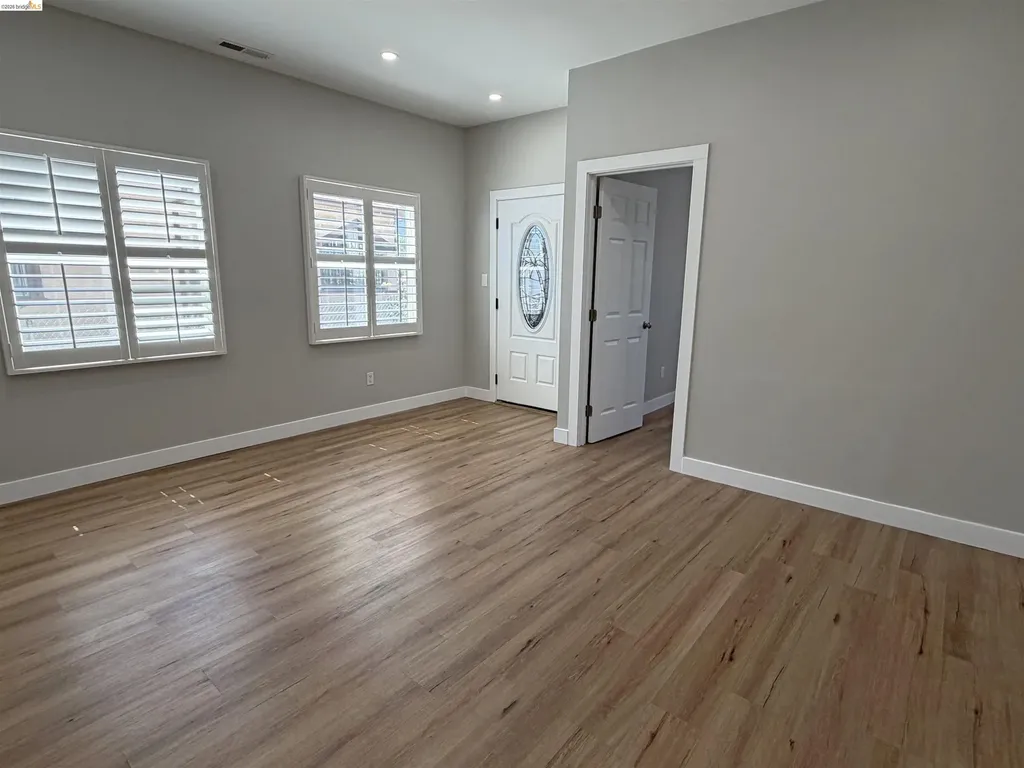 2122 69th Avenue Oakland CA 94621