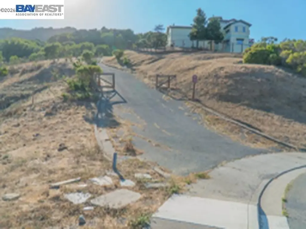 Knobcone Court Richmond CA 94803