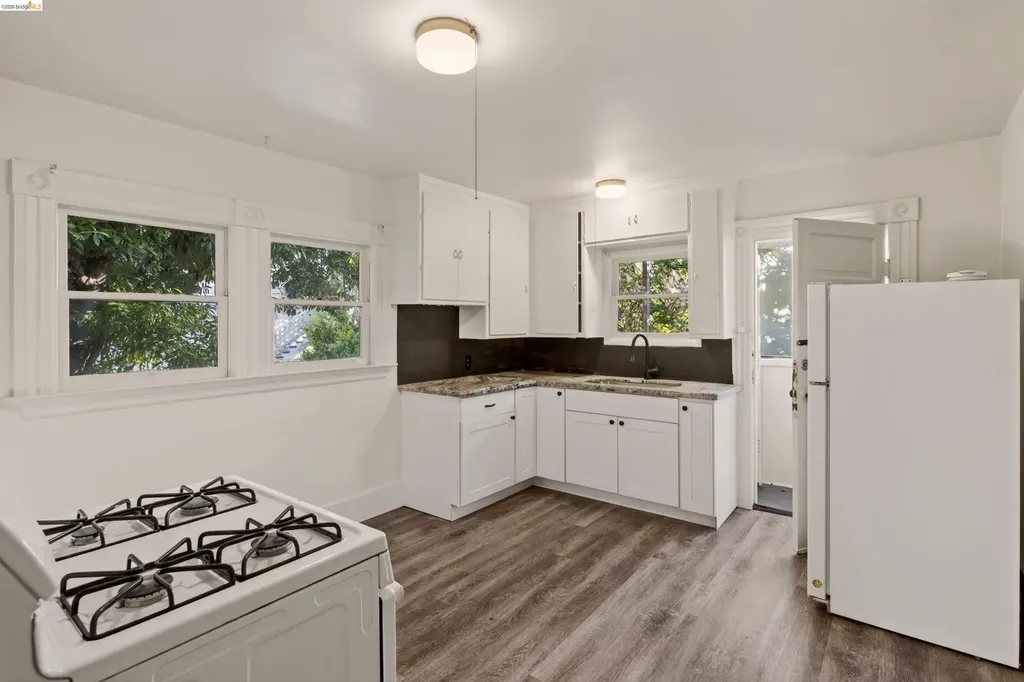 2338 Roosevelt Avenue Berkeley CA 94703