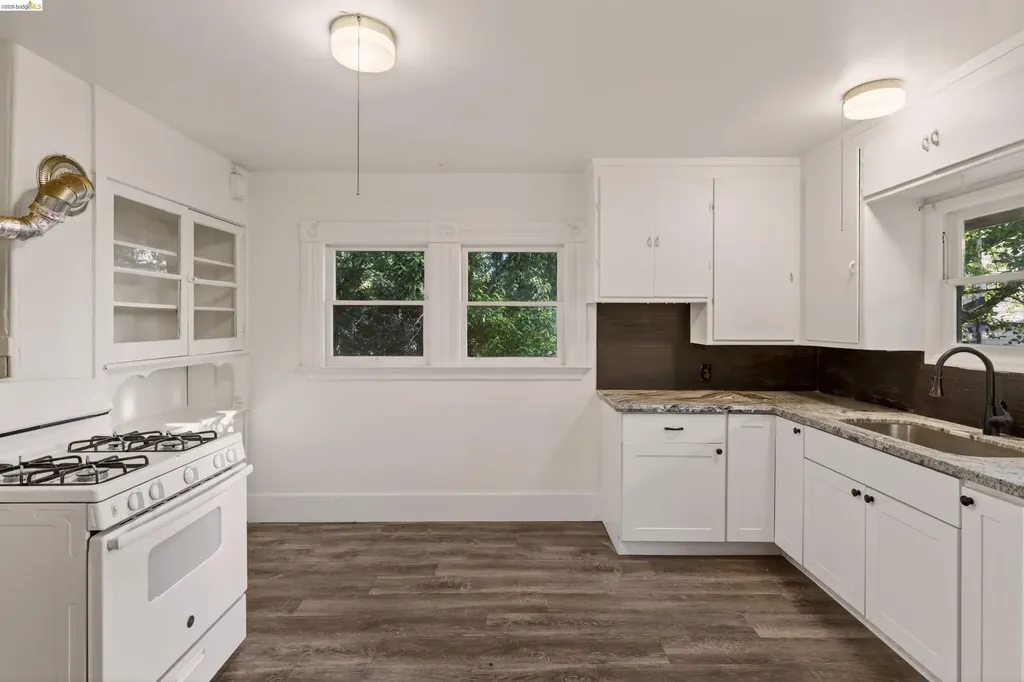2338 Roosevelt Avenue Berkeley CA 94703
