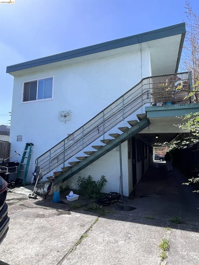 926 36th Street Oakland CA 94608