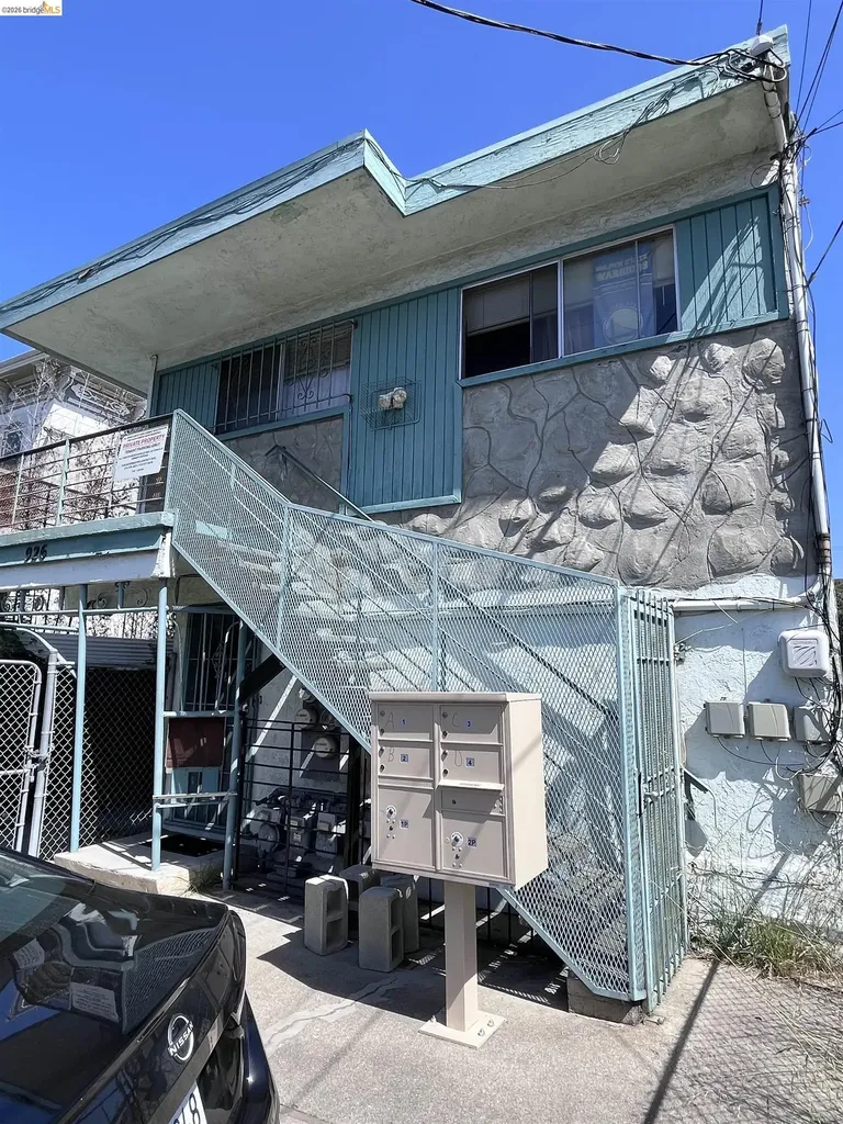 926 36th Street Oakland CA 94608