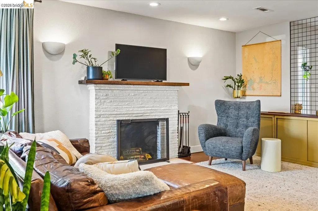 10809 Mcintyre Street Oakland CA 94605