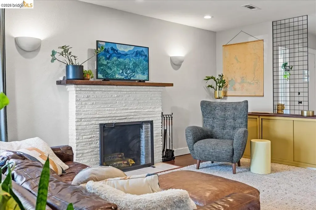 10809 Mcintyre Street Oakland CA 94605