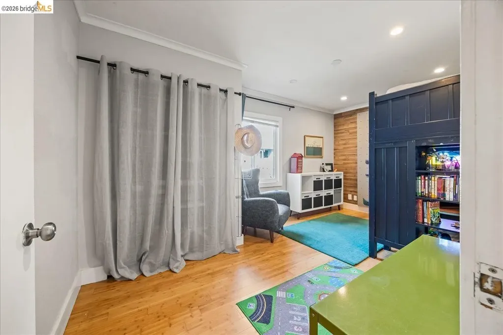 10809 Mcintyre Street Oakland CA 94605