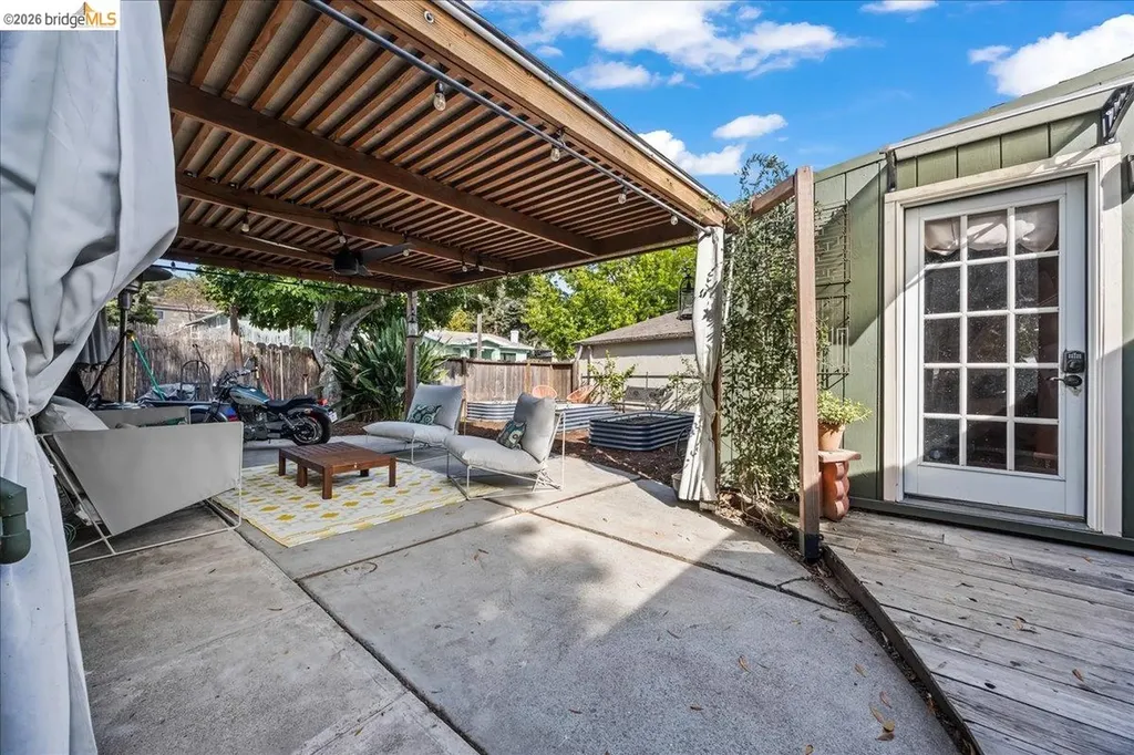 10809 Mcintyre Street Oakland CA 94605