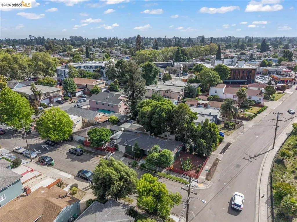 10809 Mcintyre Street Oakland CA 94605