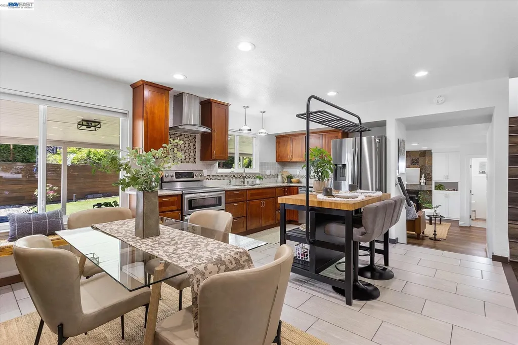 6760 Maple Drive Dublin CA 94568