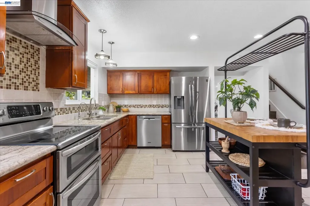 6760 Maple Drive Dublin CA 94568