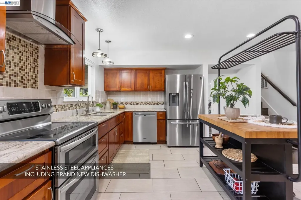 6760 Maple Drive Dublin CA 94568