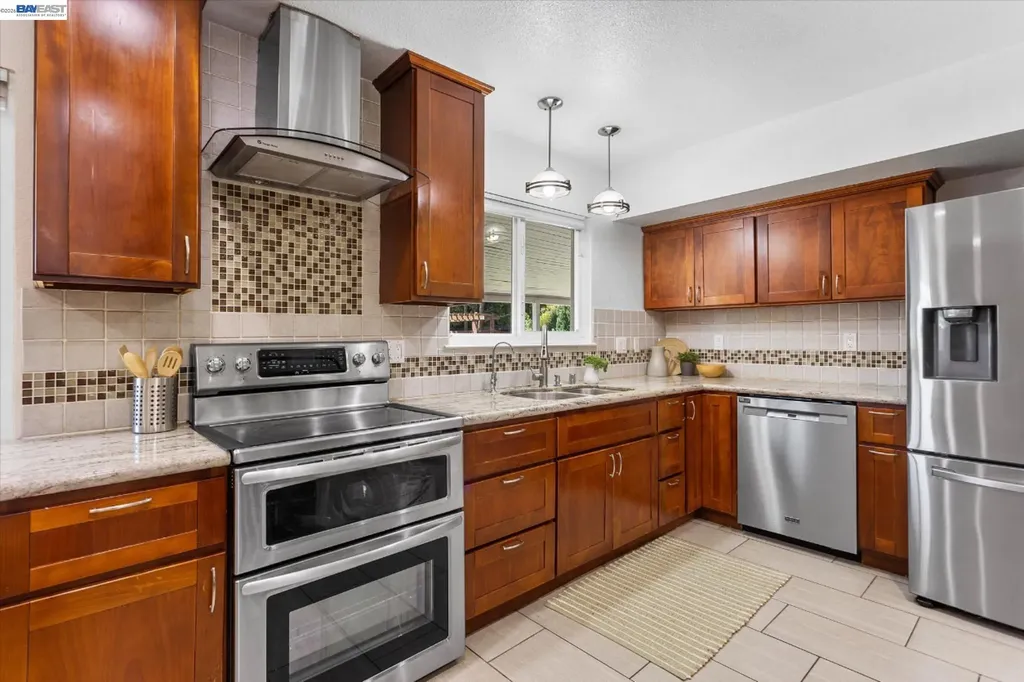 6760 Maple Drive Dublin CA 94568