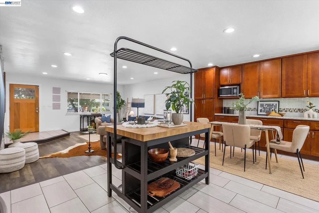 6760 Maple Drive Dublin CA 94568