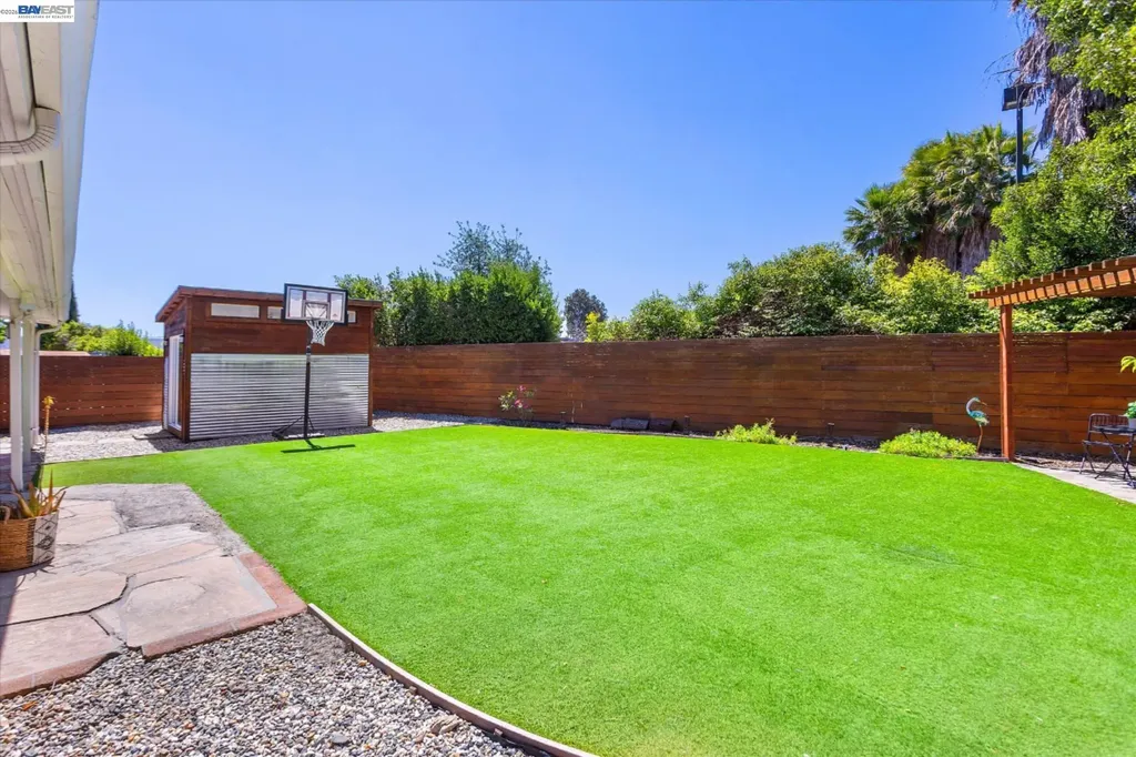 6760 Maple Drive Dublin CA 94568