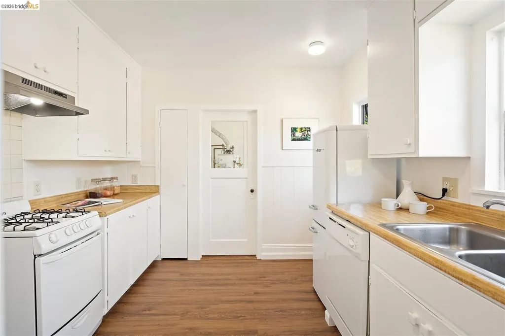1385 Francisco Street Berkeley CA 94702
