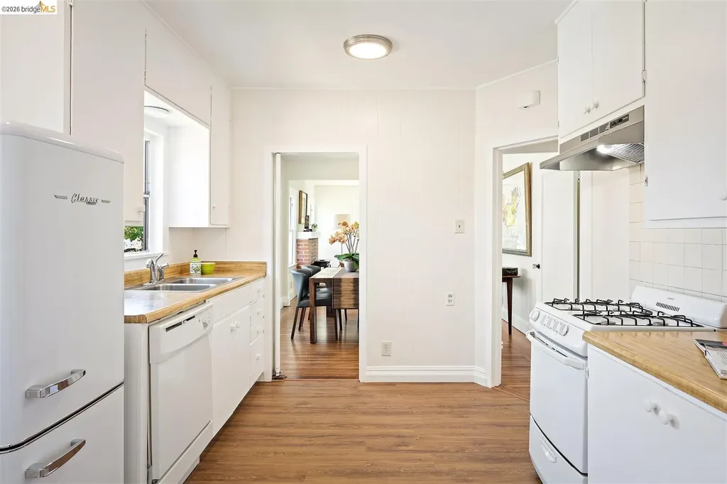 1385 Francisco Street Berkeley CA 94702