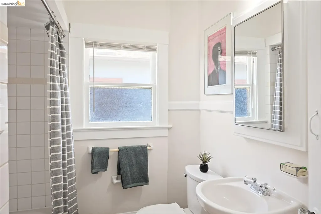 1385 Francisco Street Berkeley CA 94702