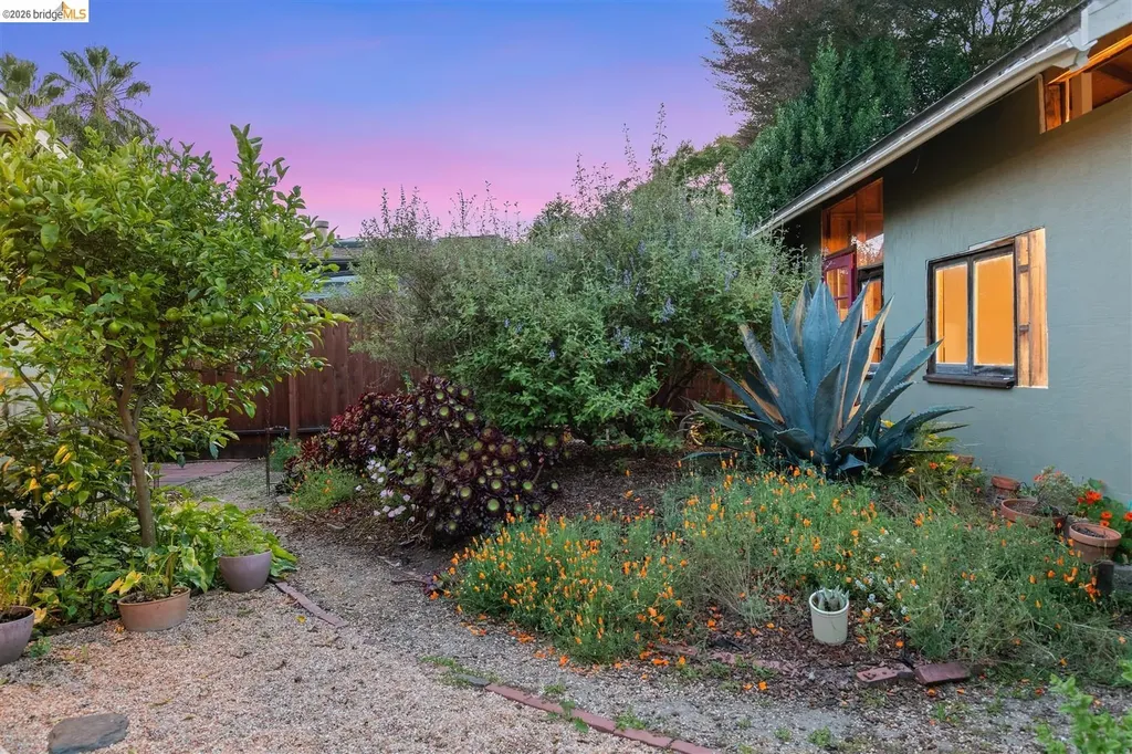 1385 Francisco Street Berkeley CA 94702
