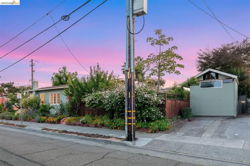 1385 Francisco Street Berkeley CA 94702