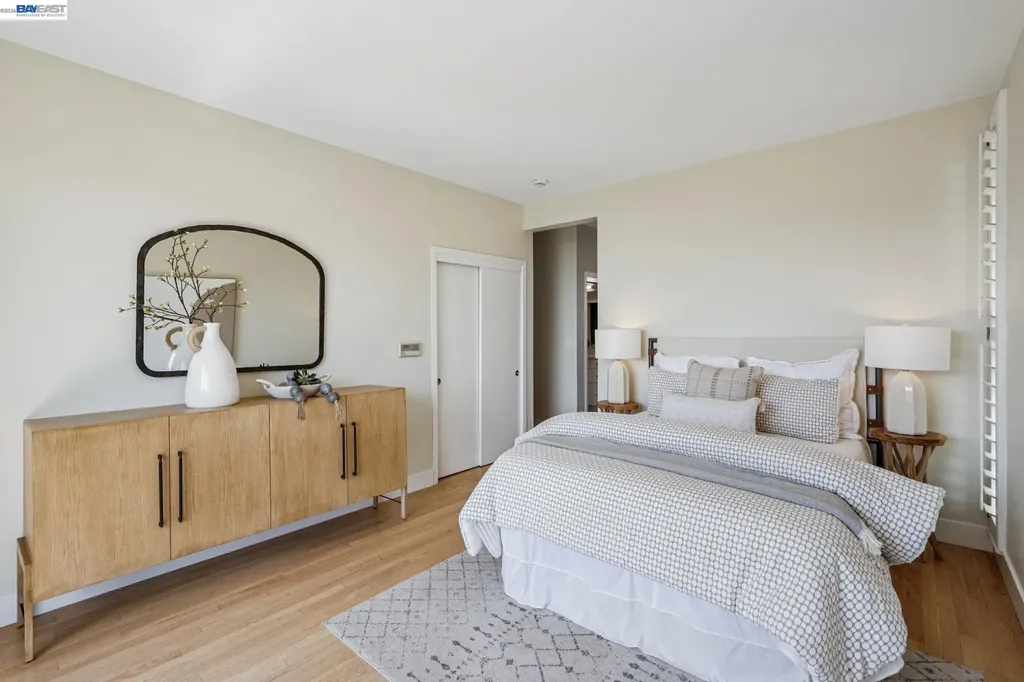 41 Spyglass Hill Oakland CA 94618