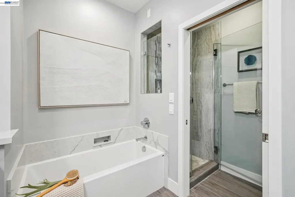 41 Spyglass Hill Oakland CA 94618