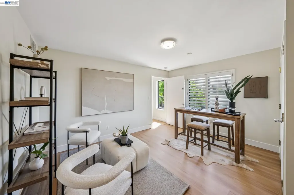 41 Spyglass Hill Oakland CA 94618