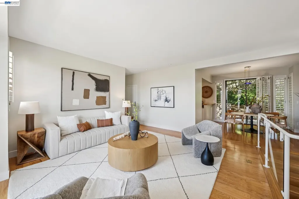 41 Spyglass Hill Oakland CA 94618