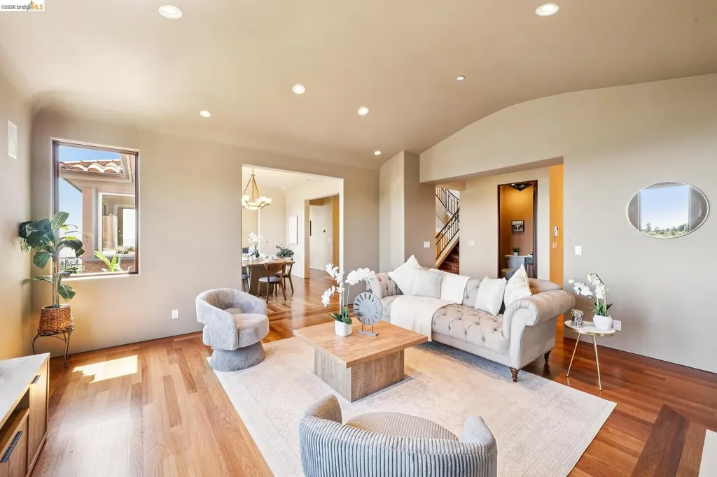 6611 Elverton Drive Oakland CA 94611