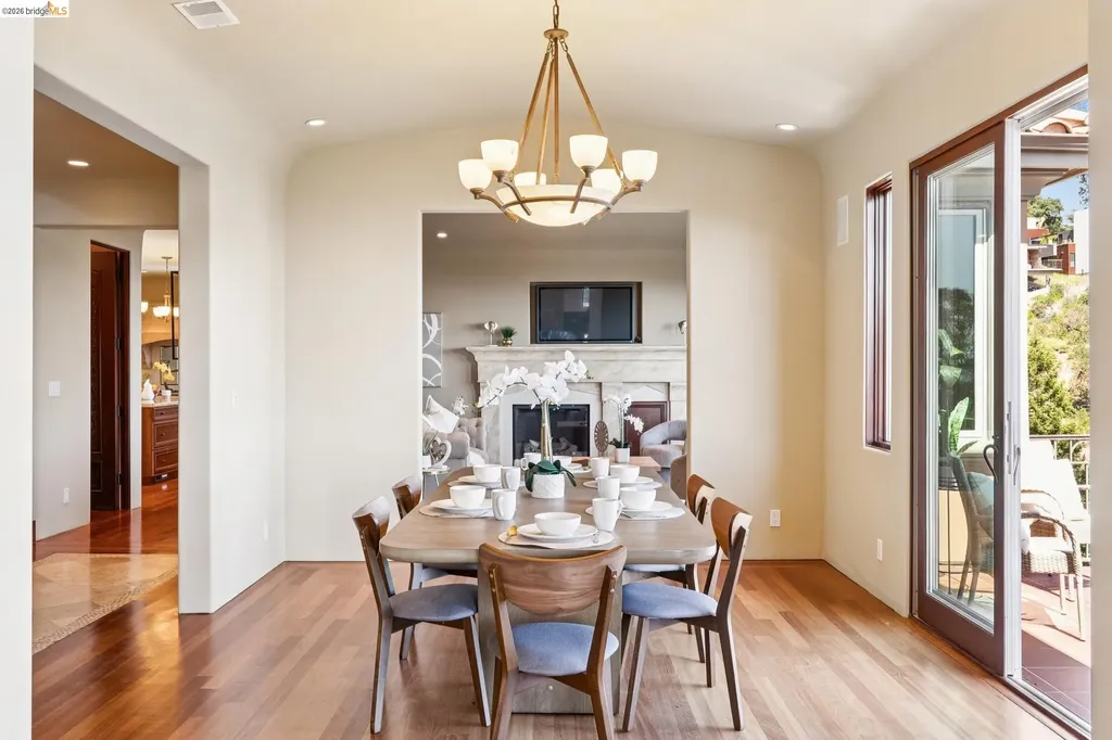 6611 Elverton Drive Oakland CA 94611