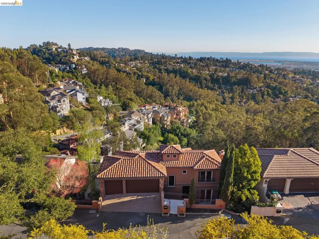 6611 Elverton Drive Oakland CA 94611