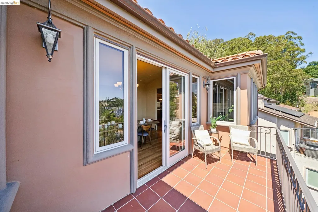 6611 Elverton Drive Oakland CA 94611