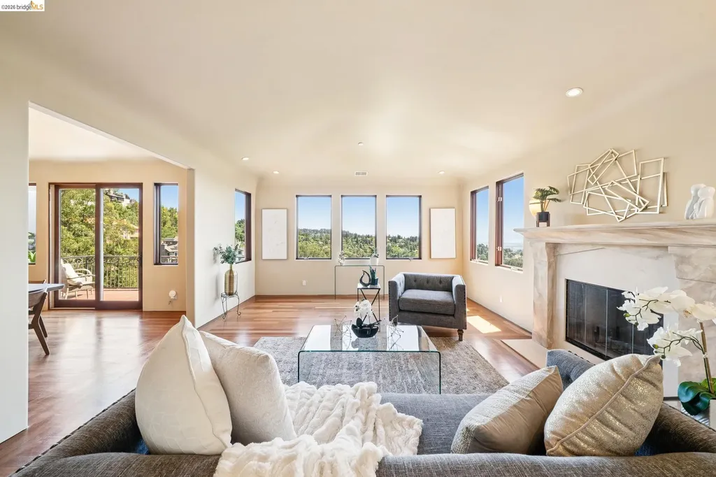 6611 Elverton Drive Oakland CA 94611