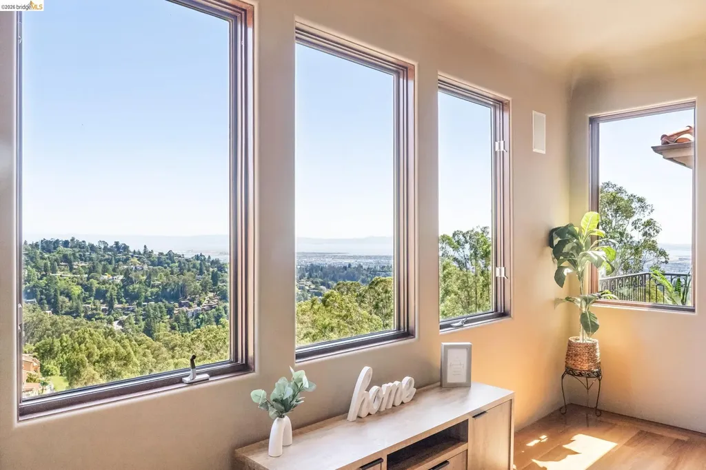 6611 Elverton Drive Oakland CA 94611