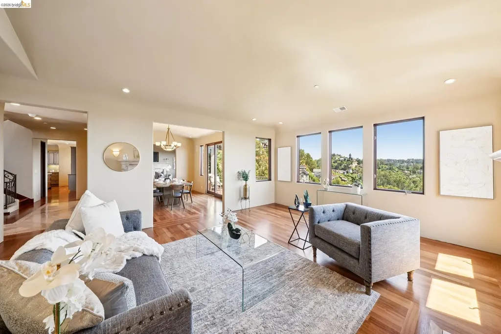 6611 Elverton Drive Oakland CA 94611