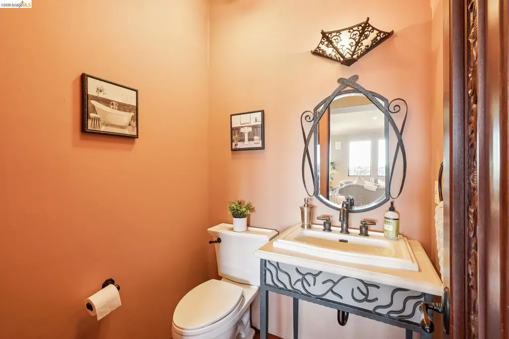 6611 Elverton Drive Oakland CA 94611