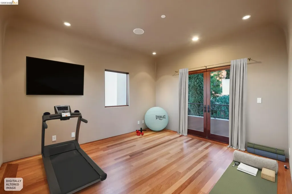 6611 Elverton Drive Oakland CA 94611